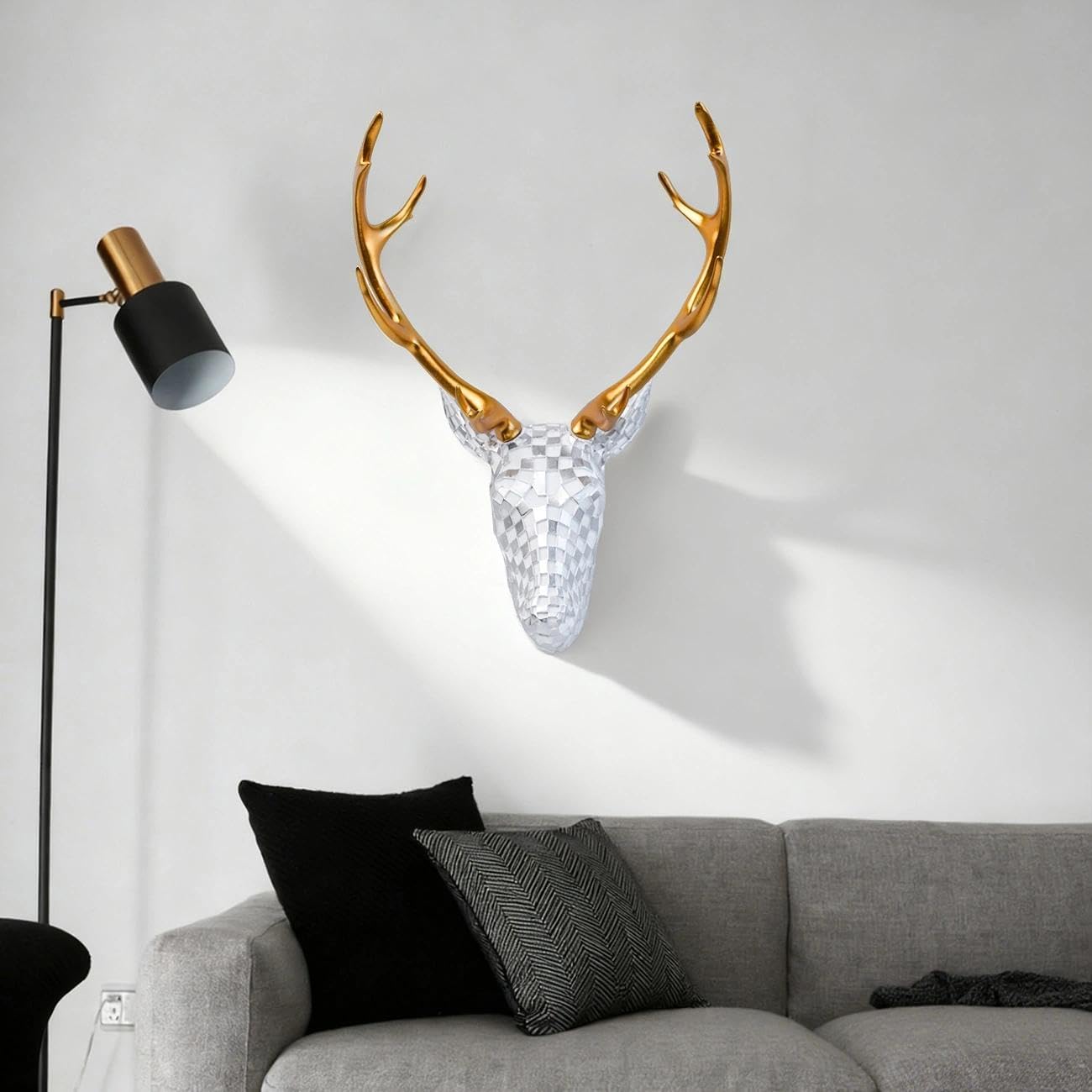GIGICICI Mosaic Deer Head Wall Decor 15.7x8.7 Inch, Artistic Faux Resin Animal Head Wall Sculpture Hanging for Living Room Bedroom Kitchen Office, Black-White Gift