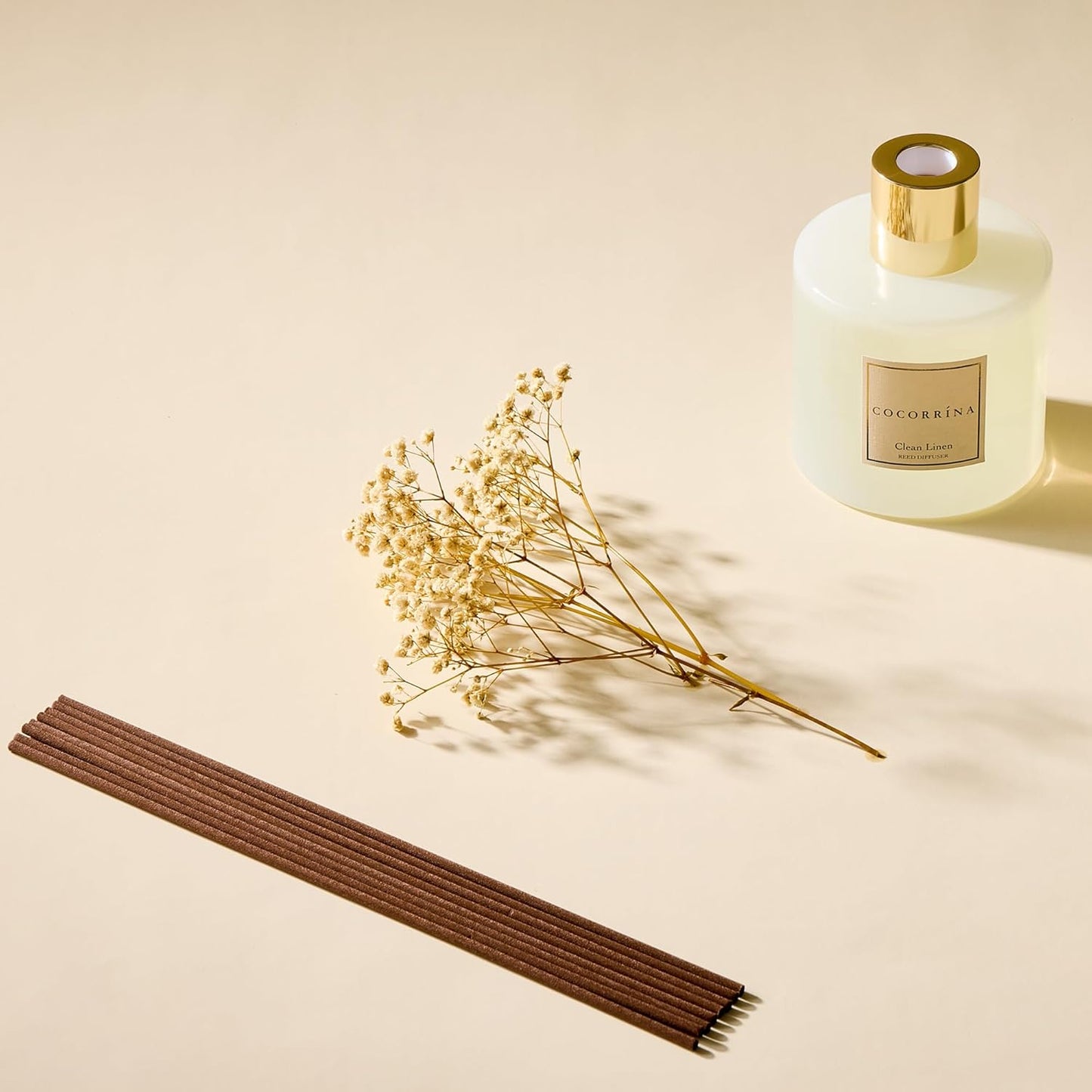 Cocorrína Reed Diffuser Sets, 6.7 fl oz. Black Forest Diffuser with Sticks Home Fragrance Reed Diffuser for Bathroom Shelf Decor