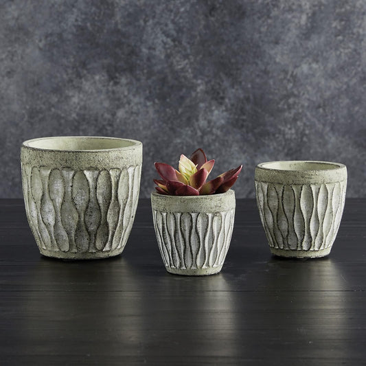 47th & Main Textured Round Cement Planter for Indoor or Outdoor Flowers Plants and More, Small, Leaf-Print