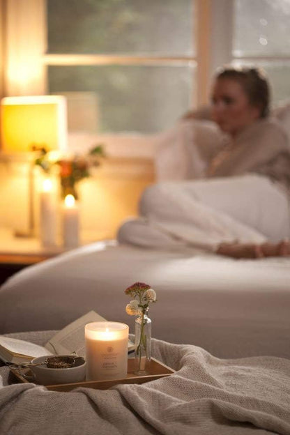 Chesapeake Bay Candle PT40886 Scented Candle Awaken + Invigorate (Lemongrass Eucalyptus) Medium Green Home Décor