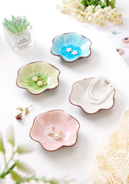 JAMEND CLXP Lotus Leaf Shape Decorative Ring Tray, Small Key Bowl, Ceramic Trinket Tray Jewelry Dish Organizing Necklace Earrings, Home Decoration for Mom Best Friend Sister, Pink.