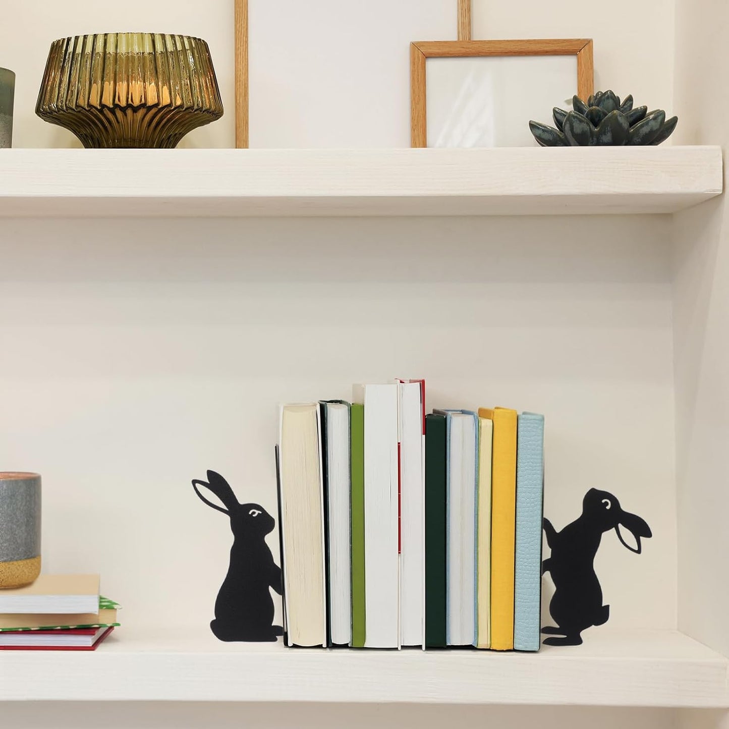 Geelin Peeping Cat Metal Bookends Set of 2 Cute Book Ends for Shelves Decorative Bookshelf Home Office Desk Bookshelf Decor Gift for Cat Lovers and Reading Enthusiasts