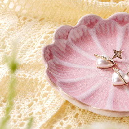 JAMEND CLXP Lotus Leaf Shape Decorative Ring Tray, Small Key Bowl, Ceramic Trinket Tray Jewelry Dish Organizing Necklace Earrings, Home Decoration for Mom Best Friend Sister, Pink.