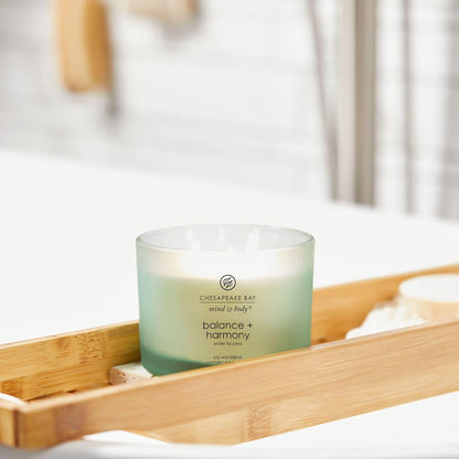 Chesapeake Bay Candle PT40886 Scented Candle Awaken + Invigorate (Lemongrass Eucalyptus) Medium Green Home Décor