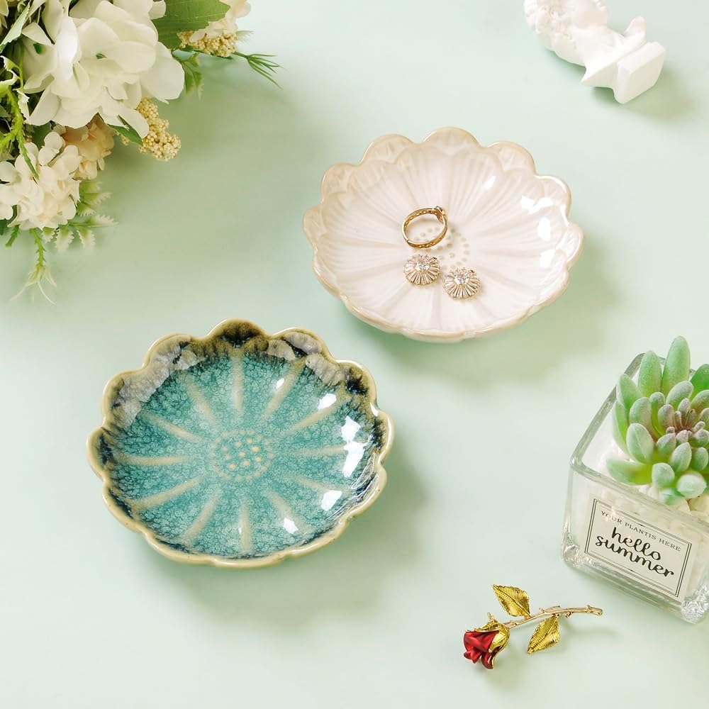 JAMEND CLXP Lotus Leaf Shape Decorative Ring Tray, Small Key Bowl, Ceramic Trinket Tray Jewelry Dish Organizing Necklace Earrings, Home Decoration for Mom Best Friend Sister, Pink.