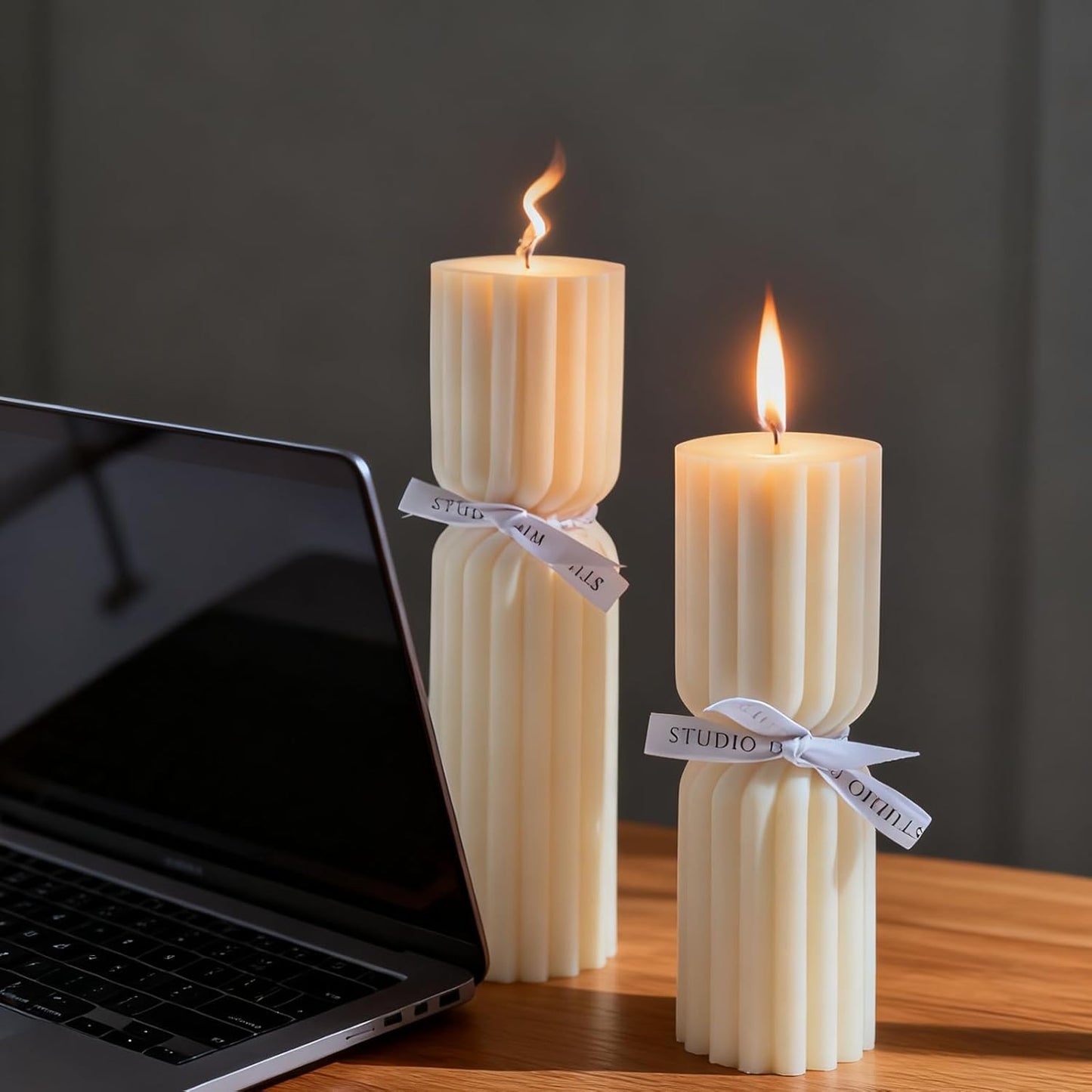 2PCS Hourglass Pillar Candles Set,Soy Wax Orchids Scented Pillar Candles,Cylindrical Tall Pillar Candle,Elegant Bubble Aesthetic Candle Housewarming Gift Home Room Shelf Decor Idea(White)
