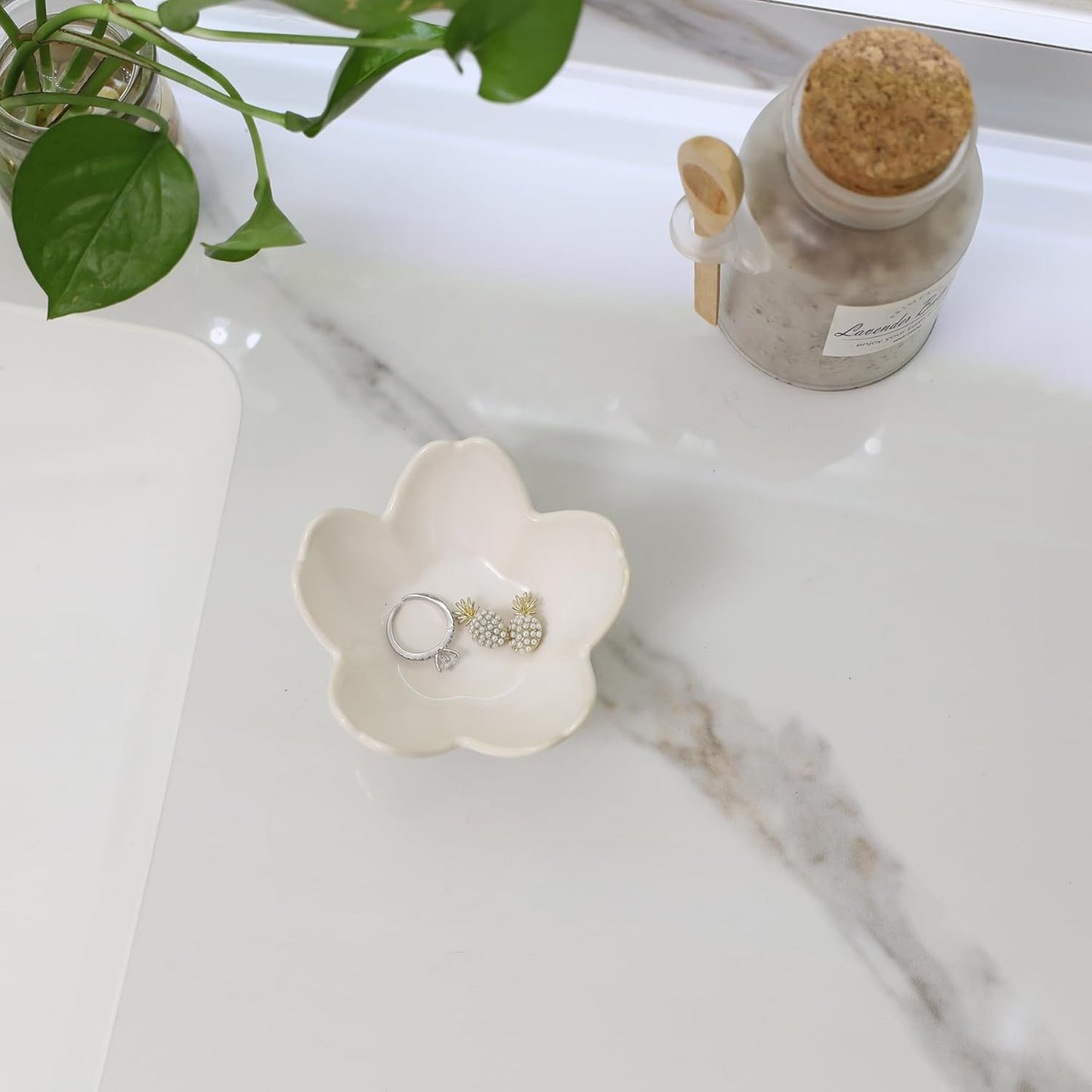 Pink Flower Ring Dish Holder,Jewelry Dish Tray,Small Trinket Tray,Jewelry Plate Bowl,Key Bowl,Decorative Plate,Mothers Day Birthday Gifts for Women Friends,Ceramic Kiln effect White
