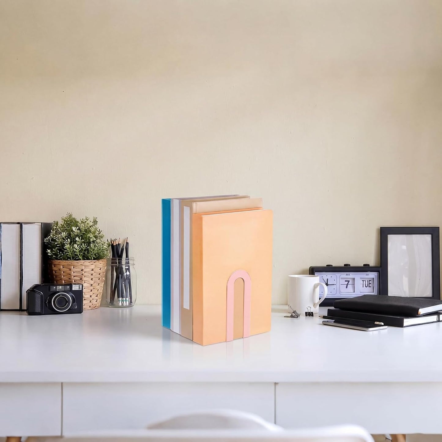 Chunful 12 Pcs Modern Metal Book Ends for Shelves Decorative Small Bookends Book Shelf Organizer Minimalist Design Stopper to Hold Books for Home Office (Gold,5.5 * 3.75 * 2.25inch)