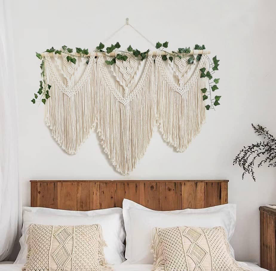 guzhiou large macrame wall hanging - Boho Tapestry Macrame Wall Decor Art- Chic Bohemian Handmade Woven Tapestry Home Decoration for Bedroom Living Room Apartment Wedding Party - 43"x32" (Wood bead)