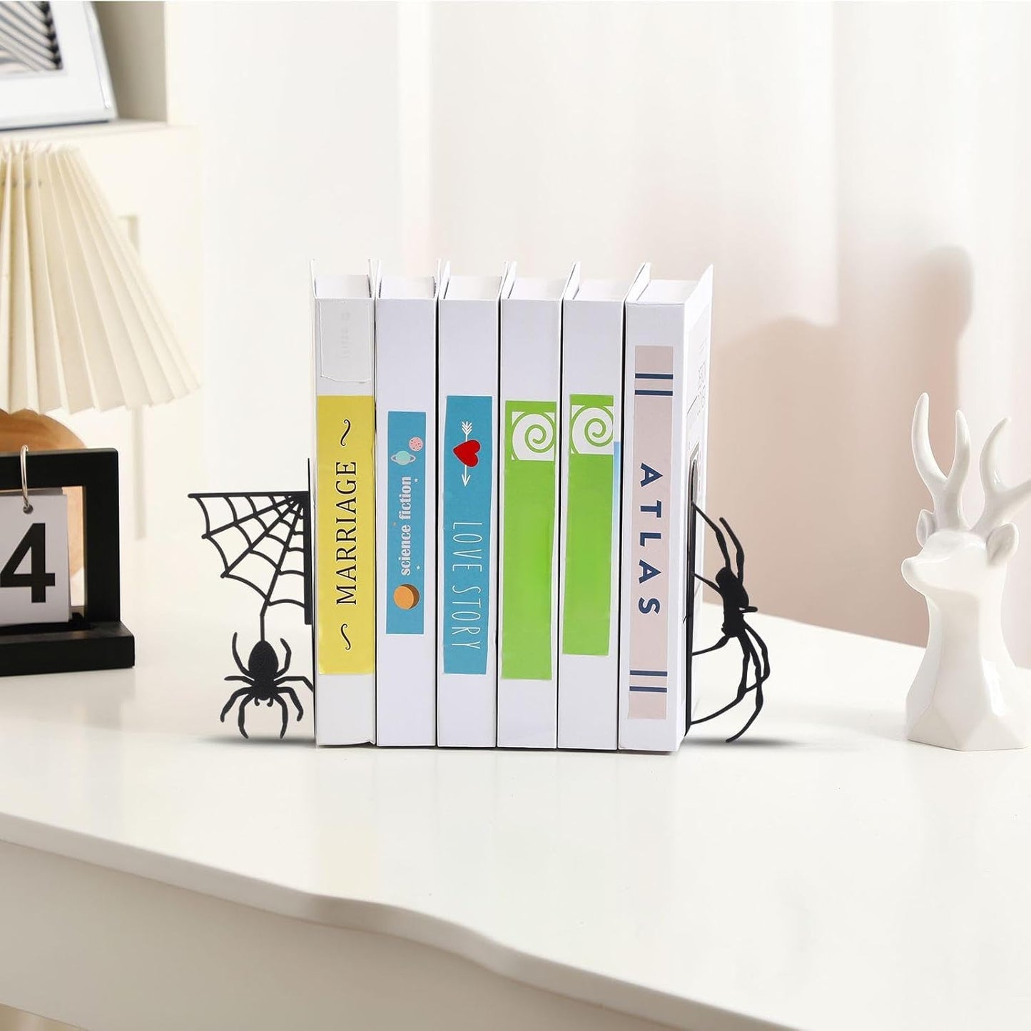 Geelin Peeping Cat Metal Bookends Set of 2 Cute Book Ends for Shelves Decorative Bookshelf Home Office Desk Bookshelf Decor Gift for Cat Lovers and Reading Enthusiasts