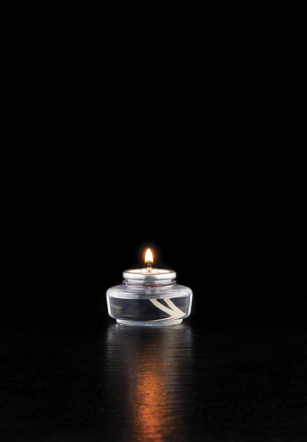 Hollowick Disposable Liquid Candles, 8 Hour, for Use in Glass Votive Tealight Lamp Holders, Restaurant Wedding Table Top Lights, Child Resistant Closures, 90 Pieces, Clear Fuel Oil HD8-90
