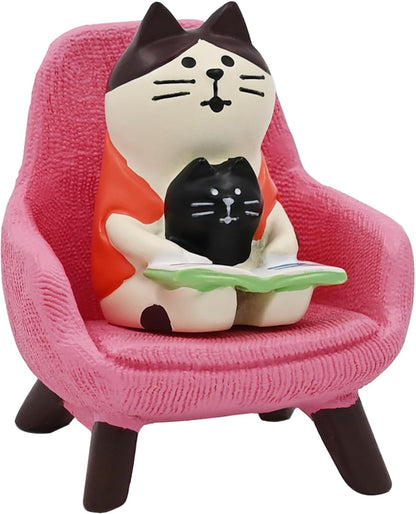 Mevodeata Cute Mini Frog Figurine with Small Sofa Resin Figure for Office Home Decor for Frog Lovers (Rocking Chair)