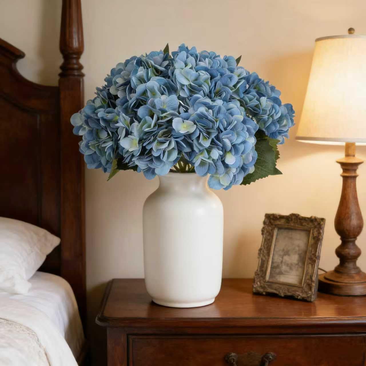Kimura's Cabin 6pcs White Hydrangea Artificial Flowers Silk Fake Hydrangeas Faux Hydrangea Flowers with Stems for Wedding Bouquets Arrangement Home Table Centerpieces Baby Shower Party Decoration