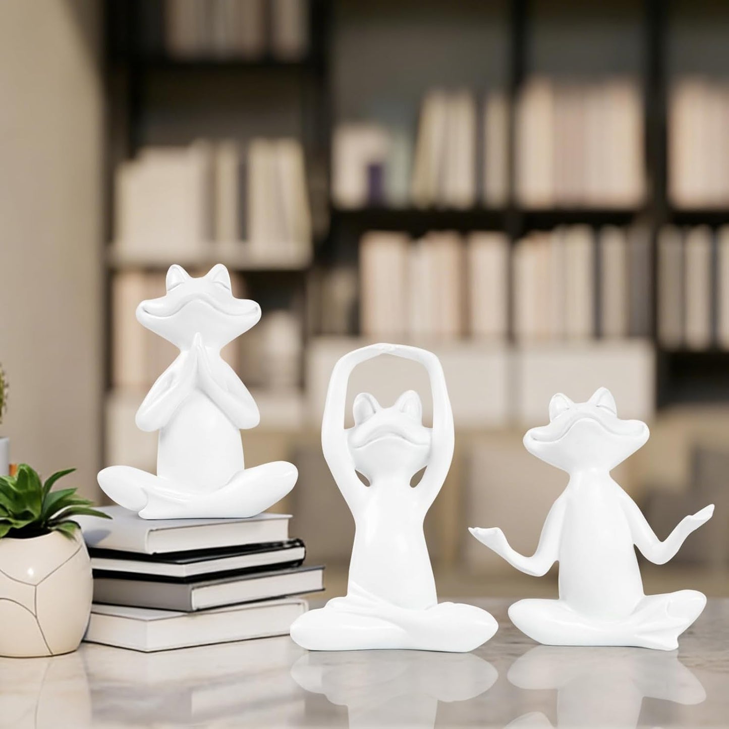 Suoedd Gold Frog Figurines Yoga Decor 3.7In Set of 3 –Frog Yoga Statues for Modern Living Room Desk Table Home Office Bookshelf Shelves Sculptures Decor,Gifts for Mom Women