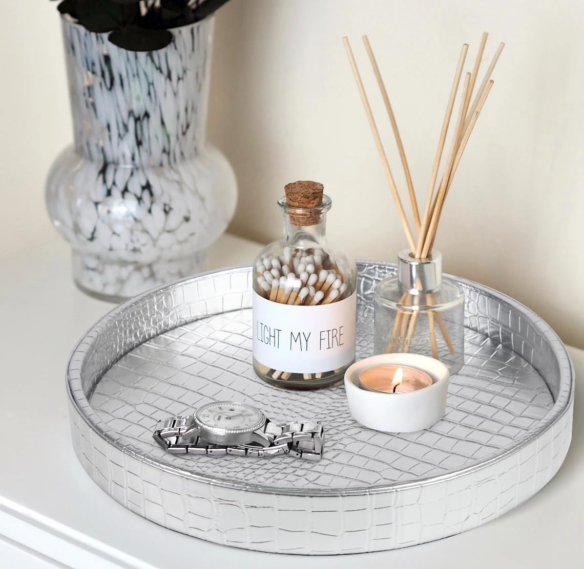 HofferRuffer Round Serving Tray 20'', Elegant Faux Leather Circle Ottoman Table Tray, Serve Tea Coffee Breakfast in Bedroom Living Room Kitchen (Brown)