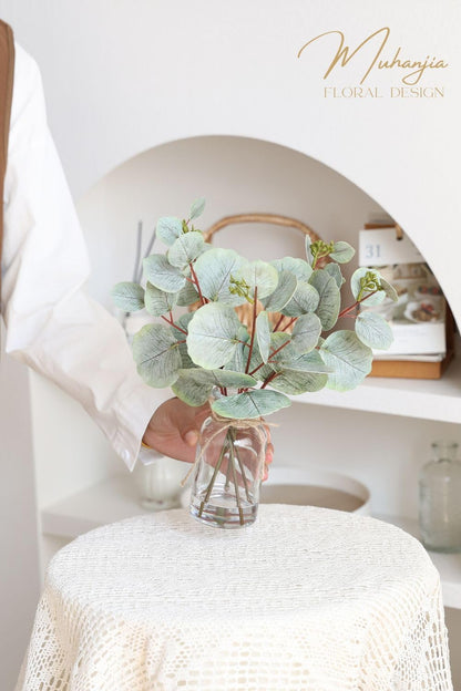 Muhanjia Artificial Eucalyptus Stems in Glass Vase with Faux Water,3Pcs Fake Plant with Double-Sided Green Leaves for Centerpiece(Double-Sided Green Eucalyptus)