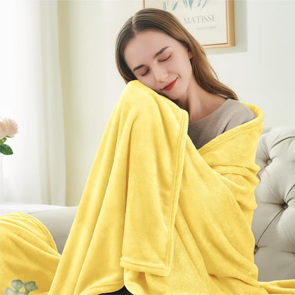 BEDELITE Fleece Blanket Black Throw Blankets for Couch & Bed, Luxury Plush Cozy Fuzzy Blanket 50x60 inches, Super Soft Warm Lightweight Throw Blanket for Travel Camping - Colors B