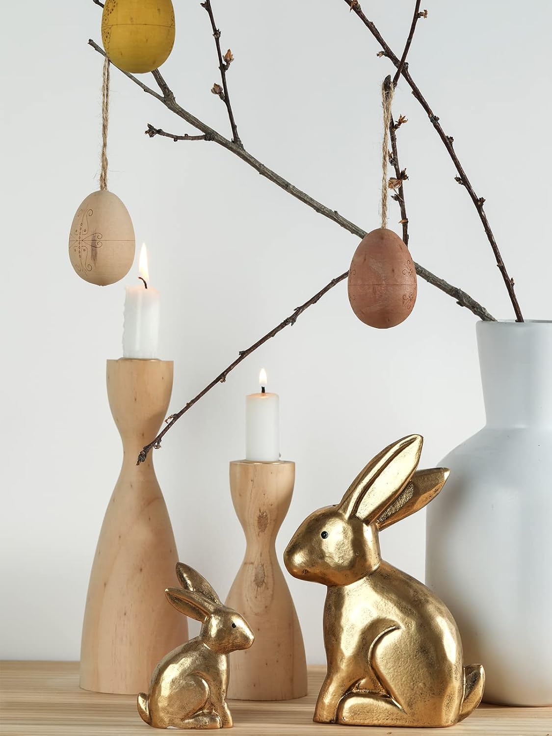 DN DECONATION Golden Polyresin Bunny Decor Rabbit Figurines, Easter Bunny Statue Set of 3 for Spring Tabletop Decor