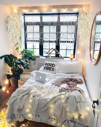 RECUTMS Artificial Hanging Plants Fake Hanging Plant Faux Eucalyptus Leaf Greenery Vine Outdoor UV Resistant Plastic Plants Home Garden Wedding Party Indoor Outdoor Decorations(White)