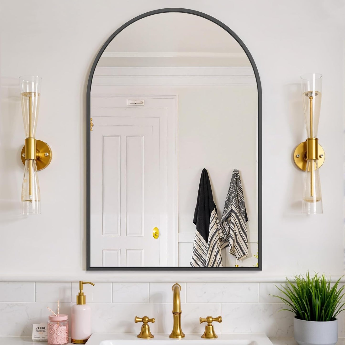 Bathroom Mirror for Wall, 24 Inch Round Mirror, Matte Black Metal Framed Circle Vanity Mirror for Bathroom Bedroom Living Room Entryway, Anti-Rust, Tempered Glass, Hanging or Leaning