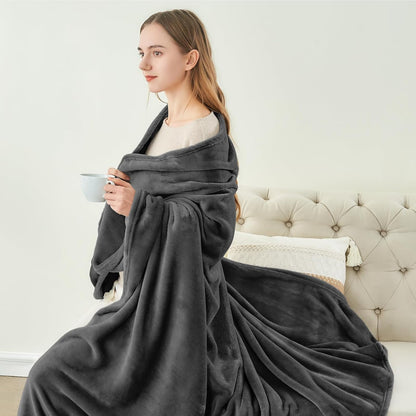 BEDELITE Fleece Blanket Black Throw Blankets for Couch & Bed, Luxury Plush Cozy Fuzzy Blanket 50x60 inches, Super Soft Warm Lightweight Throw Blanket for Travel Camping - Colors B
