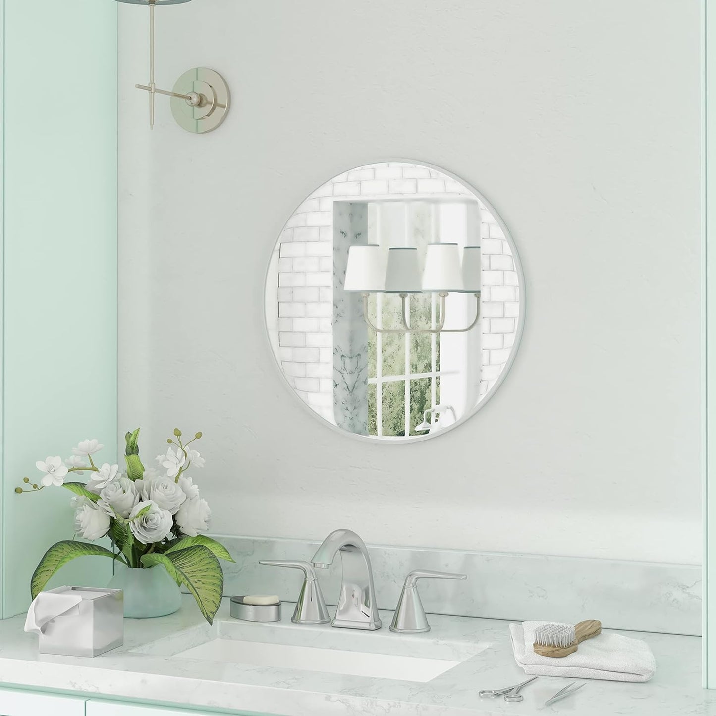 Gold Circle Wall Mirror 24 Inch Round Wall Mirror for Entryways, Washrooms, Living Rooms and More (Gold, 24")