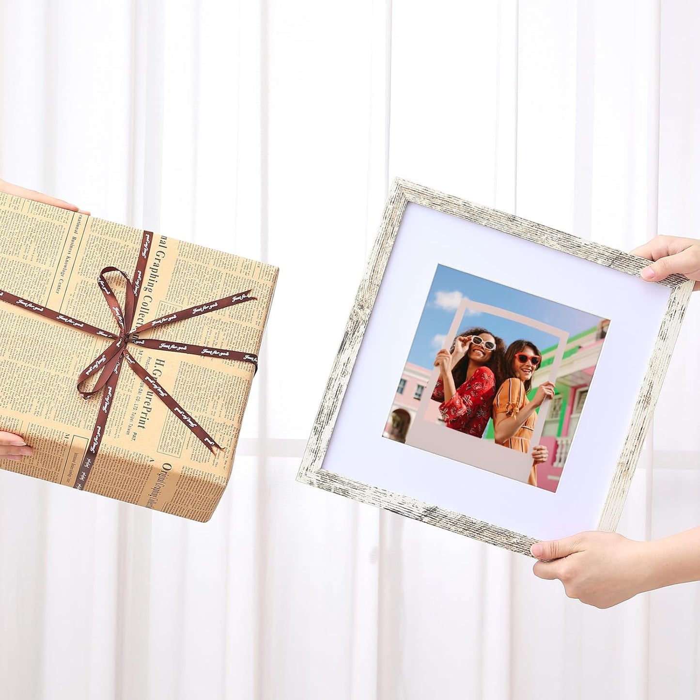 Vittanly 11x14 Picture Frame, Display Pictures 8x10 with Mat or 11x14 without Mat, Photo Frame for Wall Mounting, Black, 1 Pack - Colors B