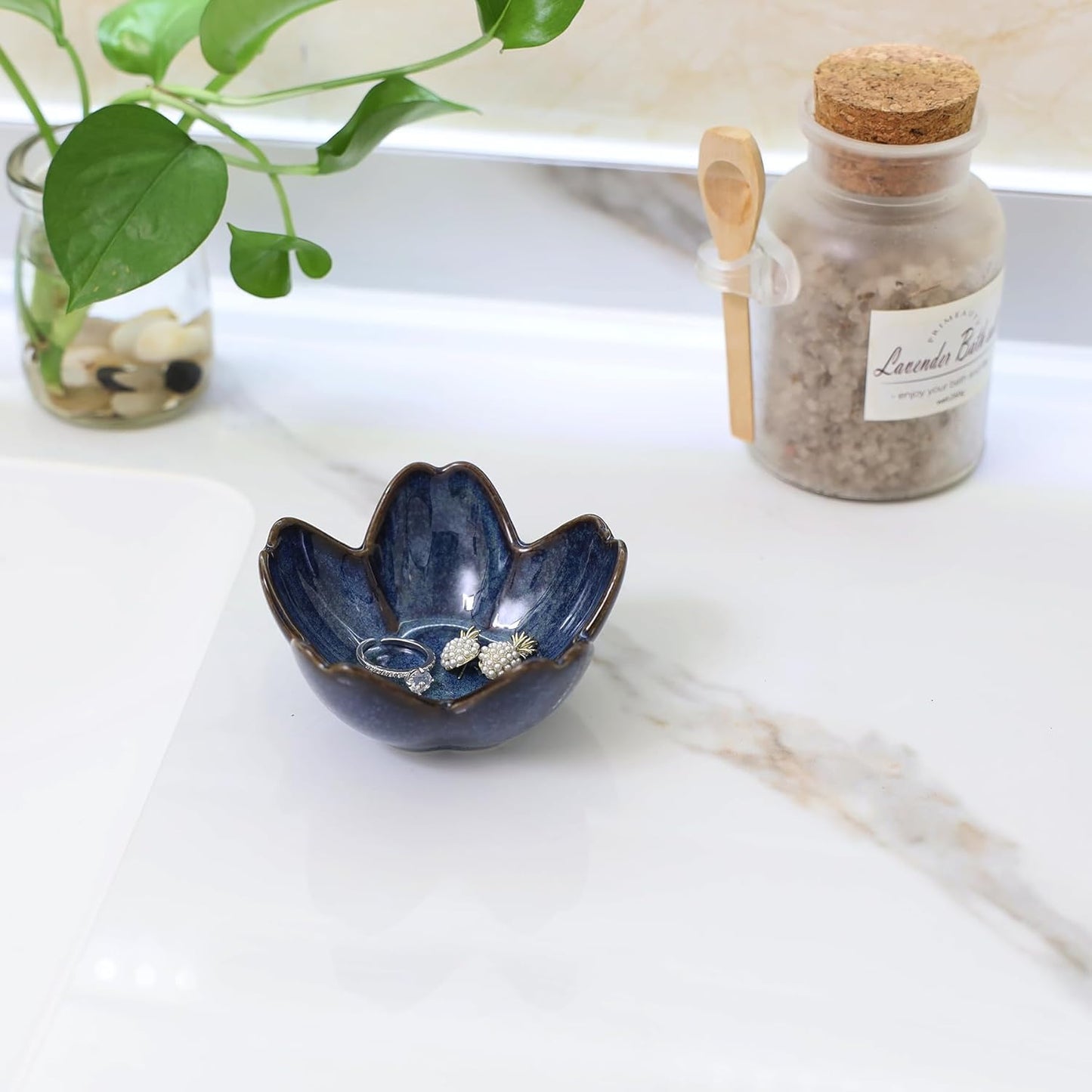 Pink Flower Ring Dish Holder,Jewelry Dish Tray,Small Trinket Tray,Jewelry Plate Bowl,Key Bowl,Decorative Plate,Mothers Day Birthday Gifts for Women Friends,Ceramic Kiln effect White