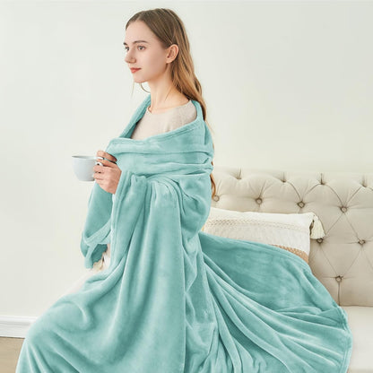 BEDELITE Fleece Blanket Black Throw Blankets for Couch & Bed, Luxury Plush Cozy Fuzzy Blanket 50x60 inches, Super Soft Warm Lightweight Throw Blanket for Travel Camping - Colors A