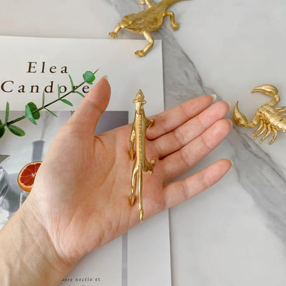 Gold Butterfly Sculpture Solid Metal Insect Ornament Mini Butterfly Figurine for Home Office Garden Desktop Decor