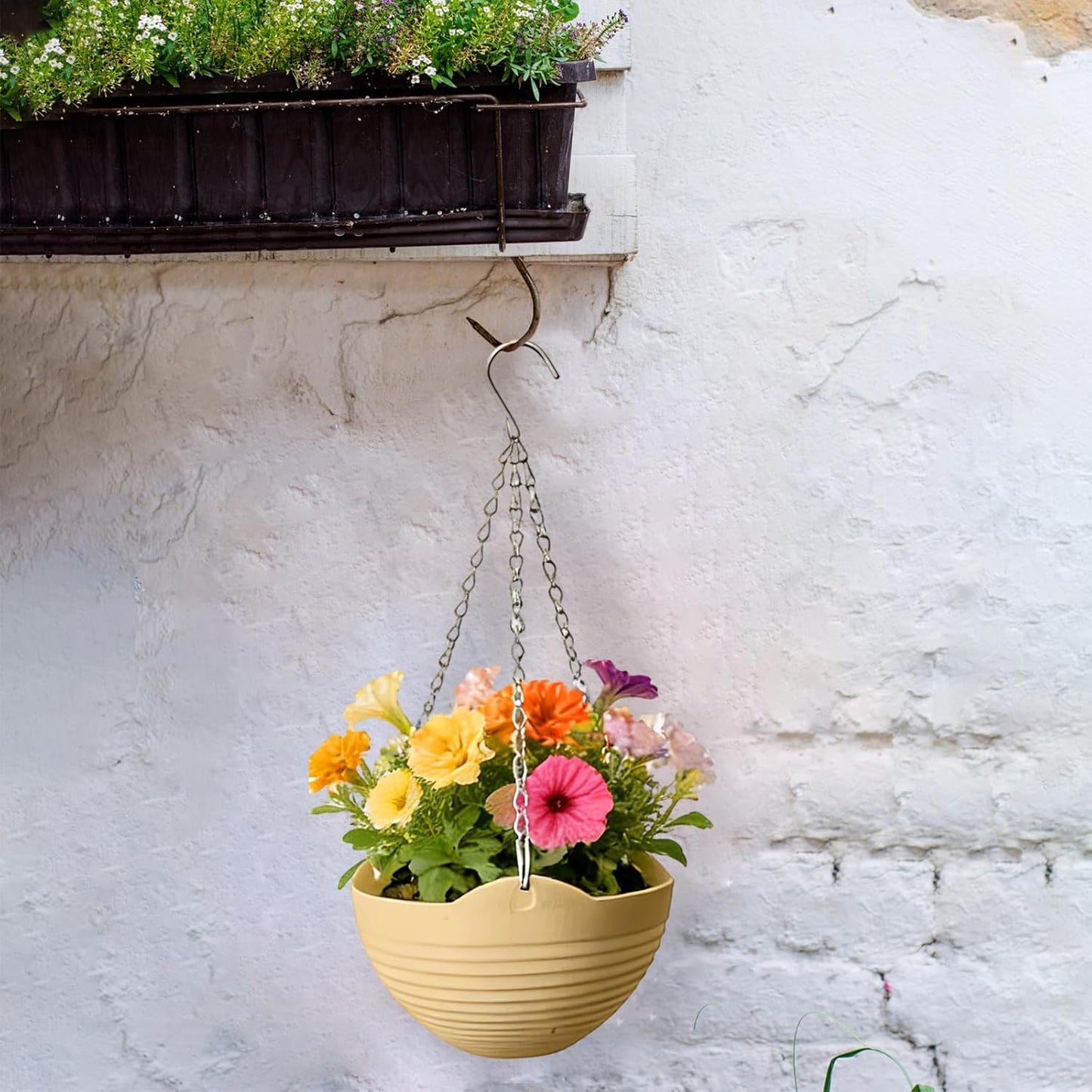 Srmayyi 4 Pack 8 inch Plastic Self Watering Hanging Planters,Round Hanging Basket Planter with Drainer and Metal Chain,White Garden Flower Plant Pot Container for Indoor Outdoor Plants