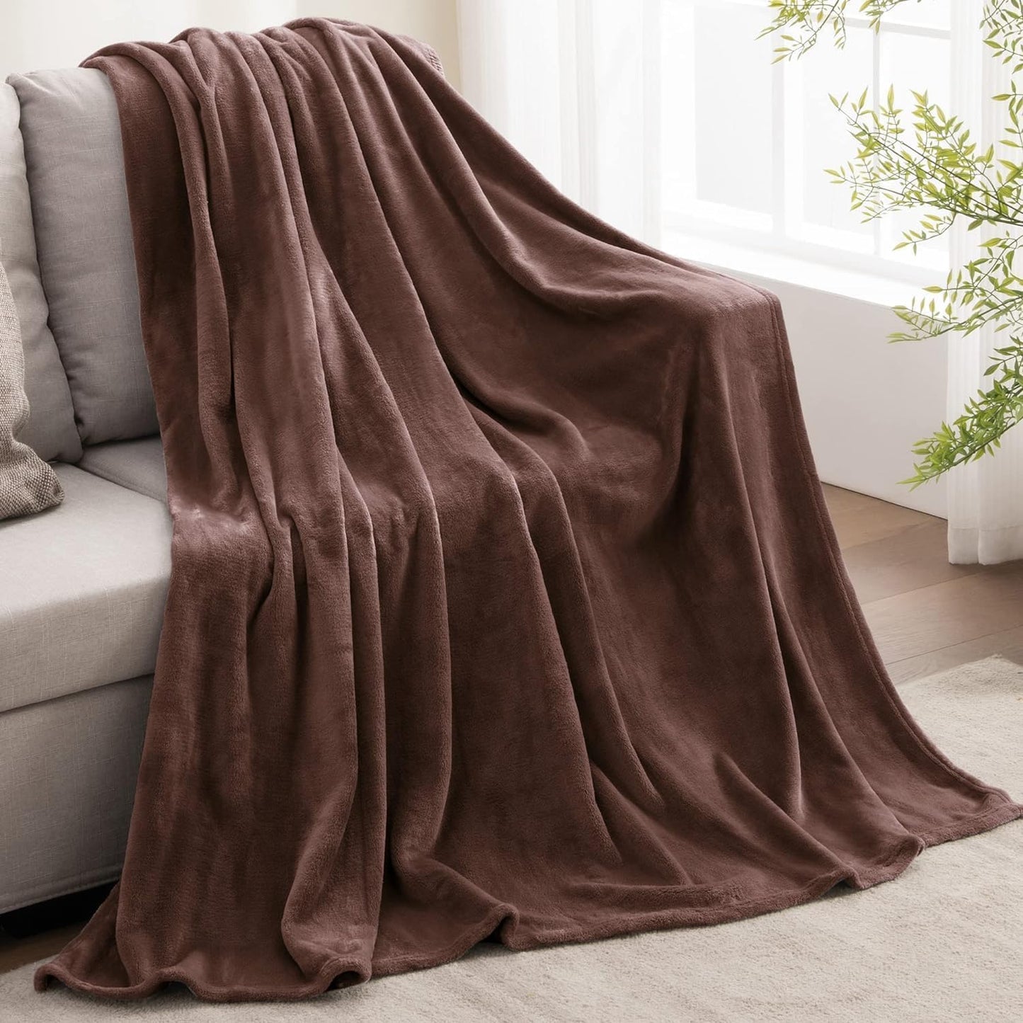 BEDELITE Fleece Blanket Black Throw Blankets for Couch & Bed, Luxury Plush Cozy Fuzzy Blanket 50x60 inches, Super Soft Warm Lightweight Throw Blanket for Travel Camping - Colors A