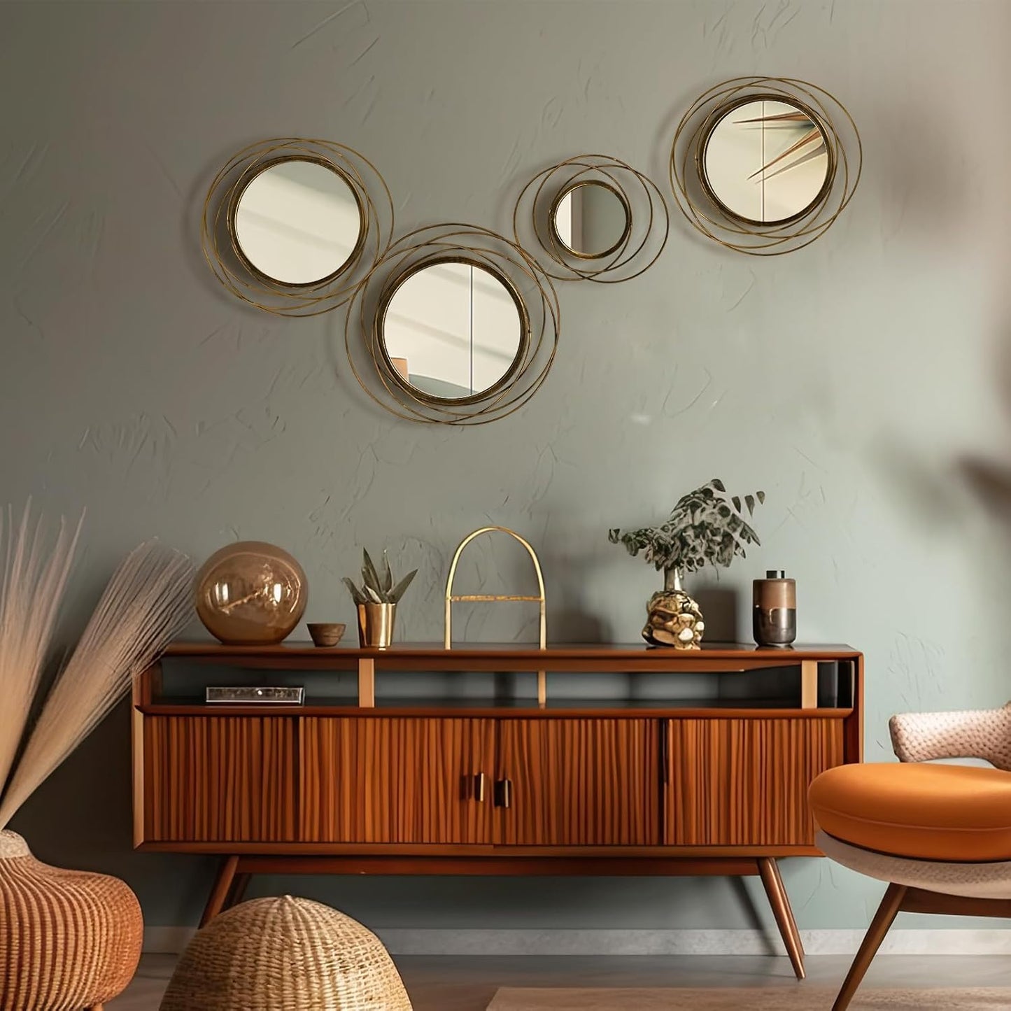 Hicarer 4 Pcs Decorative Wall Mirror Round Modern Circle Mounted Mirror Metal Wall Art Decor for Bedroom Living Room Entryway Dining Room Hallway(Gold)