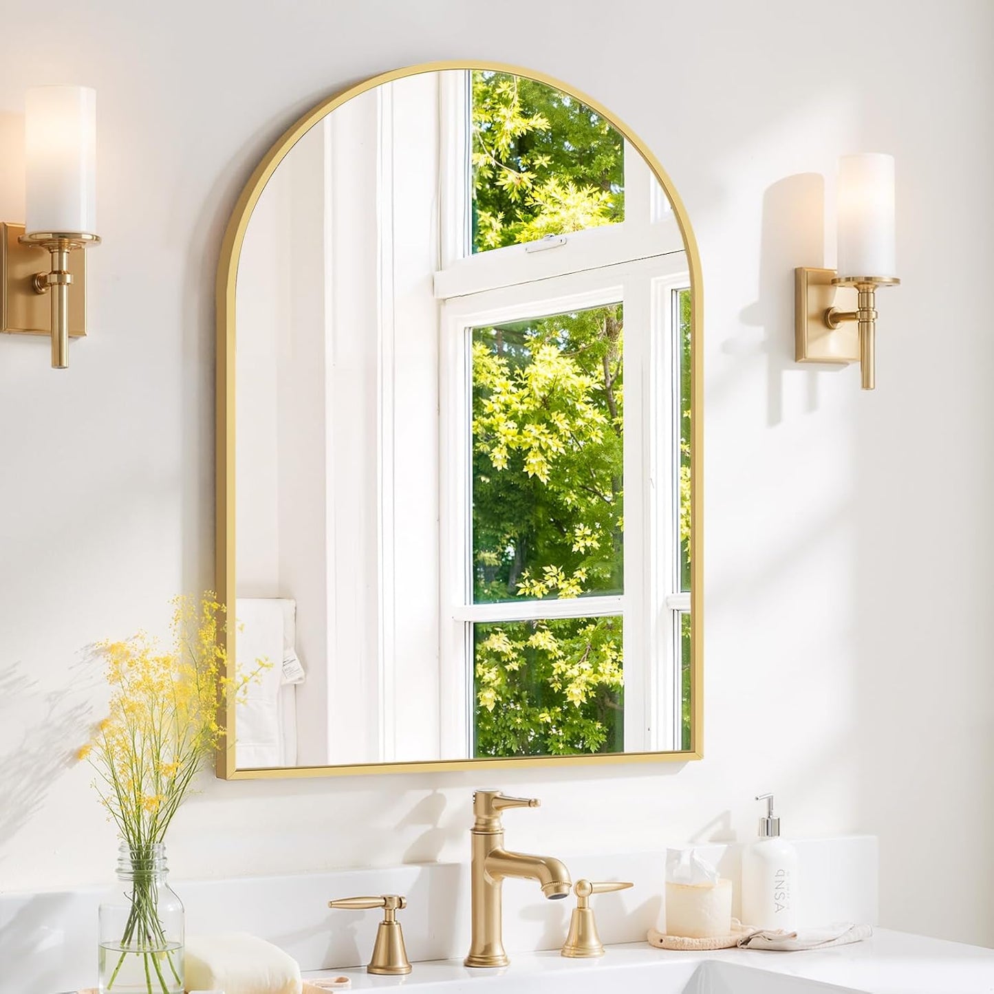 Round Wall Mirror 30 Inch Gold Vanity Mirror with Metal Frame, Modern Circle for Bathroom, Entryway, Bedroom, Living Room, Wall Mounted Decorative Mirrors