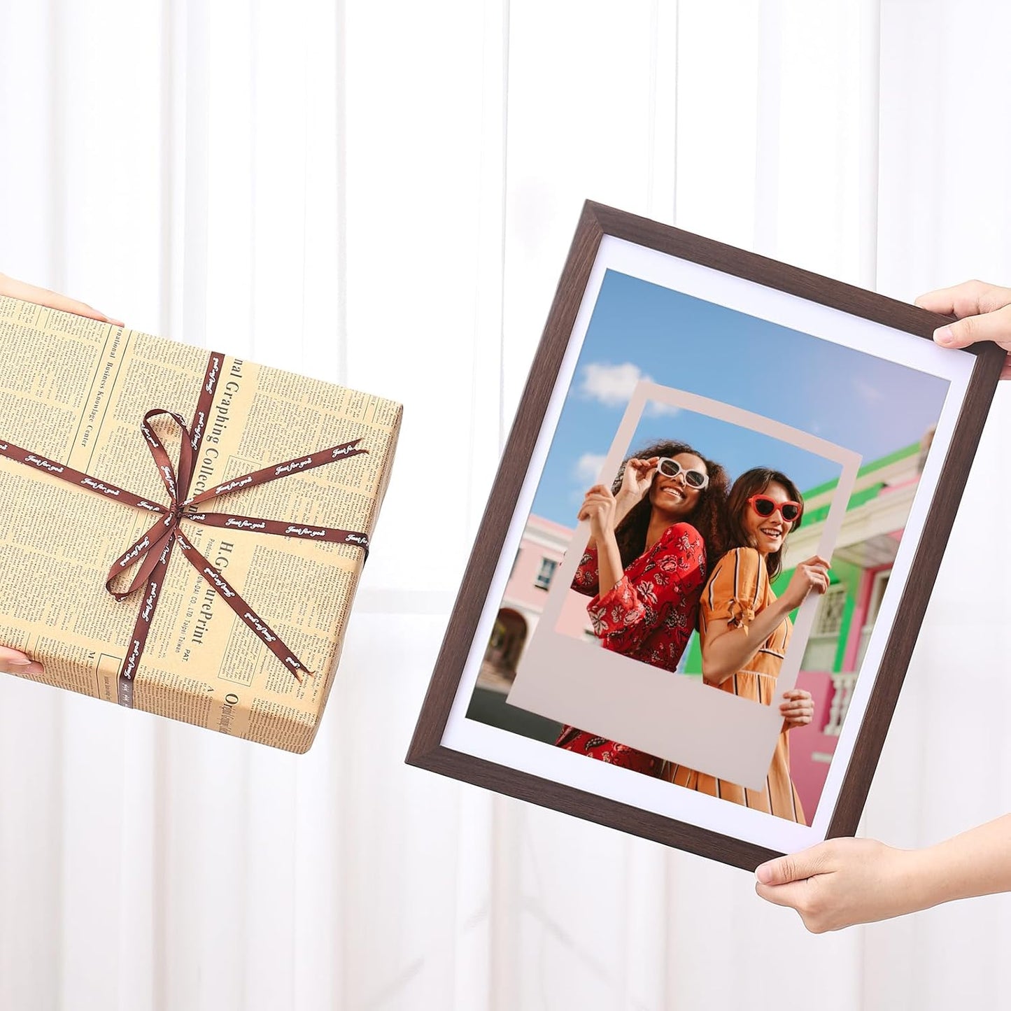 Vittanly 11x14 Picture Frame, Display Pictures 8x10 with Mat or 11x14 without Mat, Photo Frame for Wall Mounting, Black, 1 Pack - Colors B