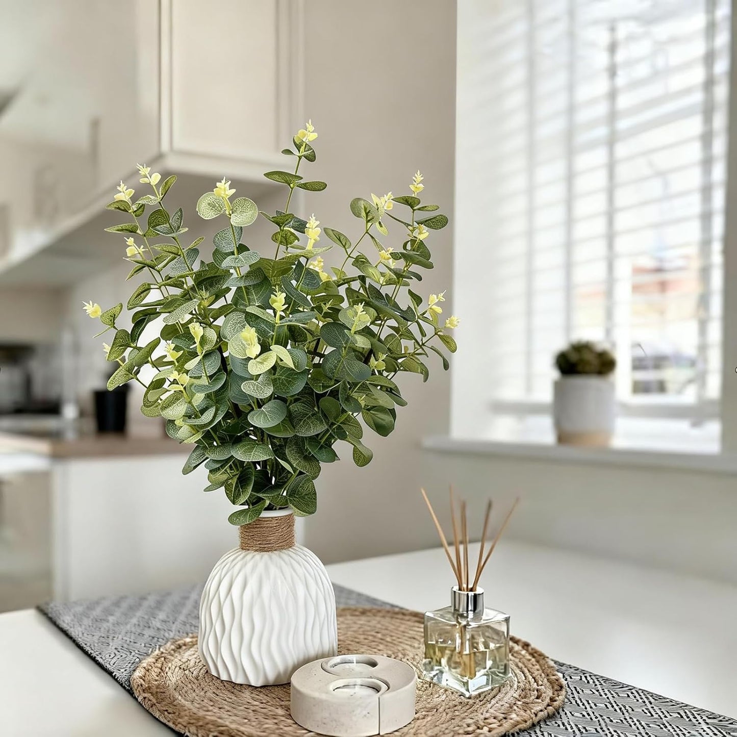 Fake Plants, 20Pcs Eucalyptus Stems Artificial Flowers, Fake Eucalyptus Leaves Stems, Plastic Grey Green Touch Leaf Branches for Home Office Flowers Bouquet Centerpiece Wedding Decoration