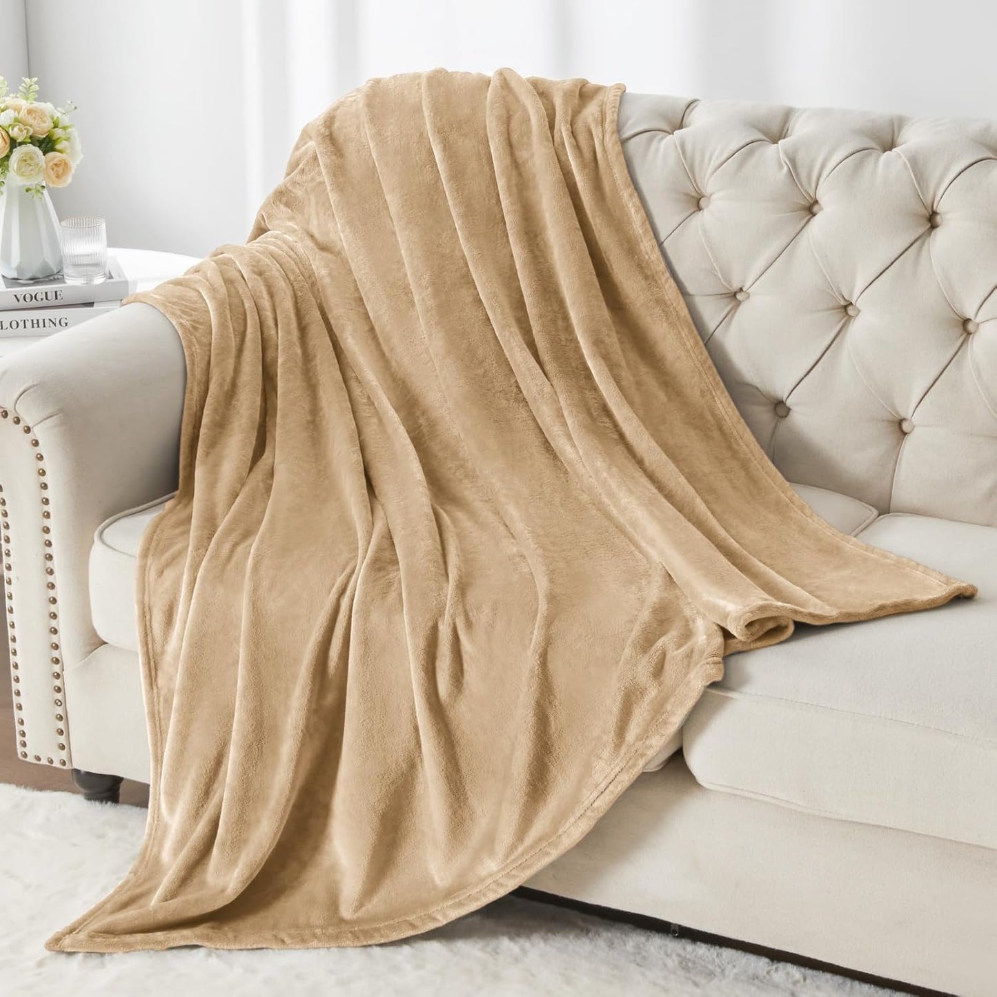 BEDELITE Fleece Blanket Black Throw Blankets for Couch & Bed, Luxury Plush Cozy Fuzzy Blanket 50x60 inches, Super Soft Warm Lightweight Throw Blanket for Travel Camping - Colors B