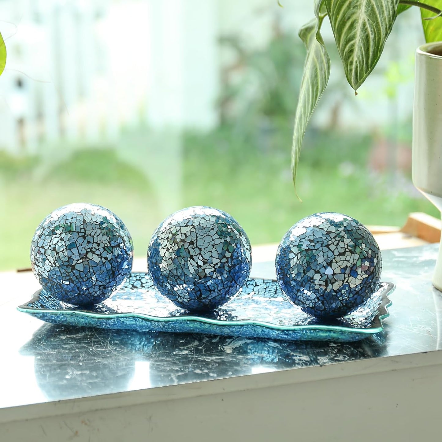 VCUTEKA Decorative Balls and Glass Bowl, 4 Inch Mosaic Sphere Balls Centerpiece Balls for Coffee Table, Home Decor, Wedding Party Decor, Green