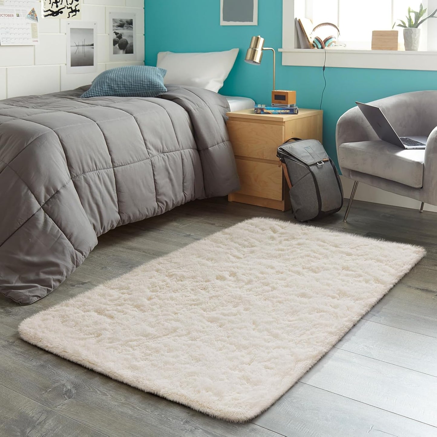 Ophanie Round Rugs 5Ft Ivory Circle Area Rug, Nursery Room Decor, Christmas Aesthetic Bedroom Home Circular Carpet 5 Foot, Fluffy Fuzzy Shag Plush Cream Living Room Rugs for Kids Boys Girls Teen Baby