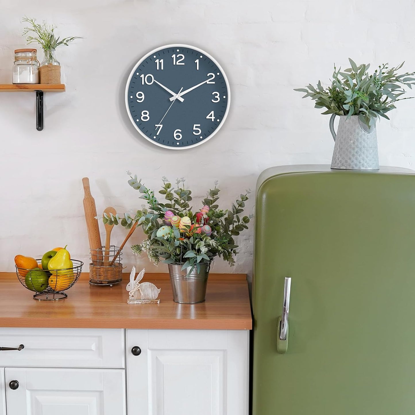 Roymnie Wall Clock Green, Silent Wall Clocks Battery Operated 8 Inch-Modern Non Ticking Analog Clock Decorative for Kitchen Office Bathroom Bedroom(Gold)