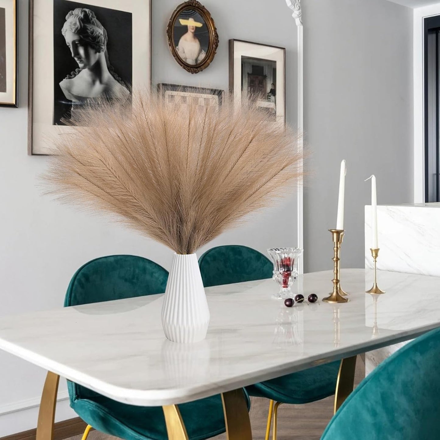 UREYMX Faux Pampas Grass Decor 17.7 Inch 6pcs, Artificial Pampas Grass Fluffy Home Decor, Short Vase Room Decor pompous Grass Flower Arrangement for Boho Home Wedding Decoration (Black)
