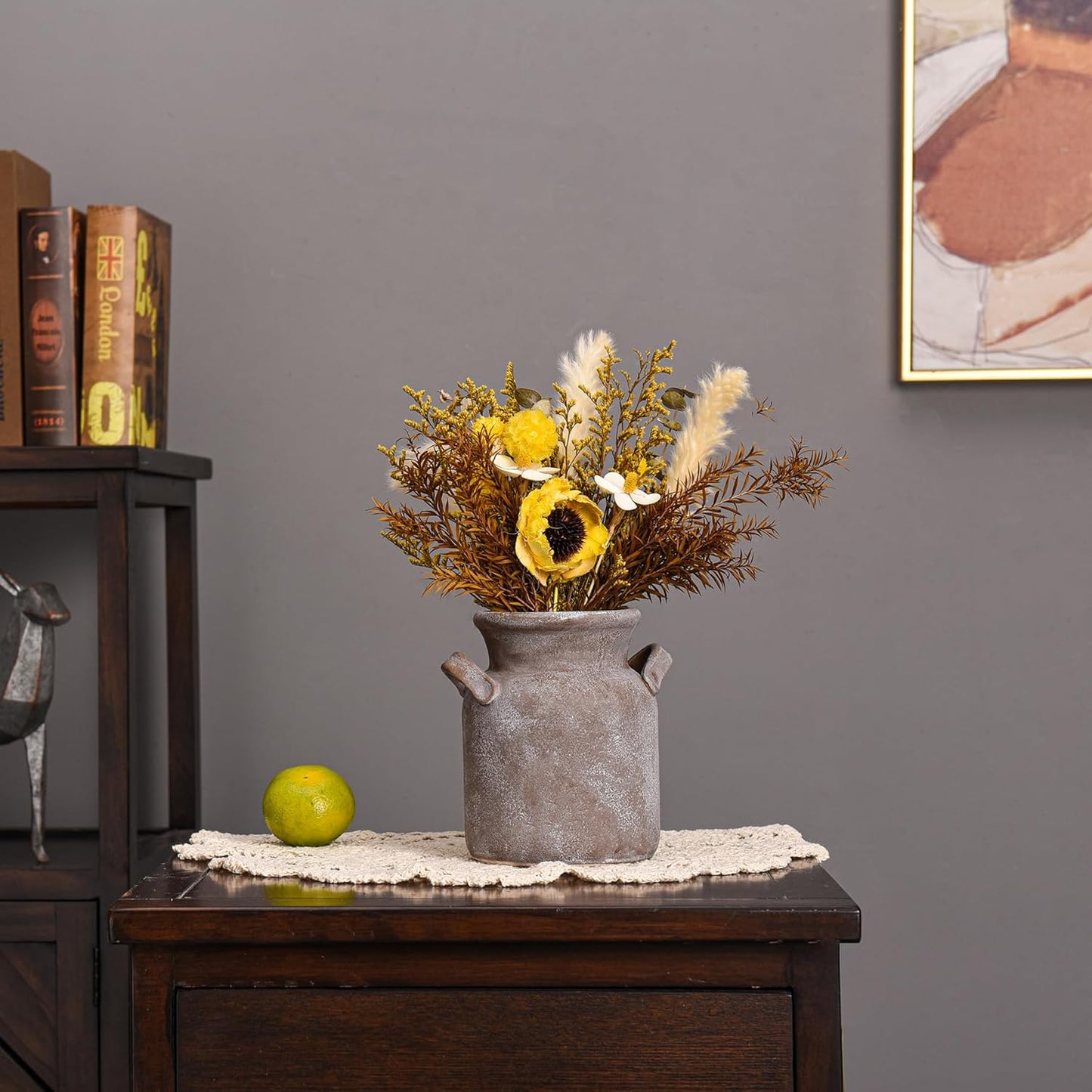 Quoowiit Ceramic Rustic Farmhouse Vase, Distressed Decorative Flower Vases for Home Decor, Ideal Shelf Decor, Green Boho Vase for Living Room Bedroom Kitchen Office Centerpiece Table Decorations