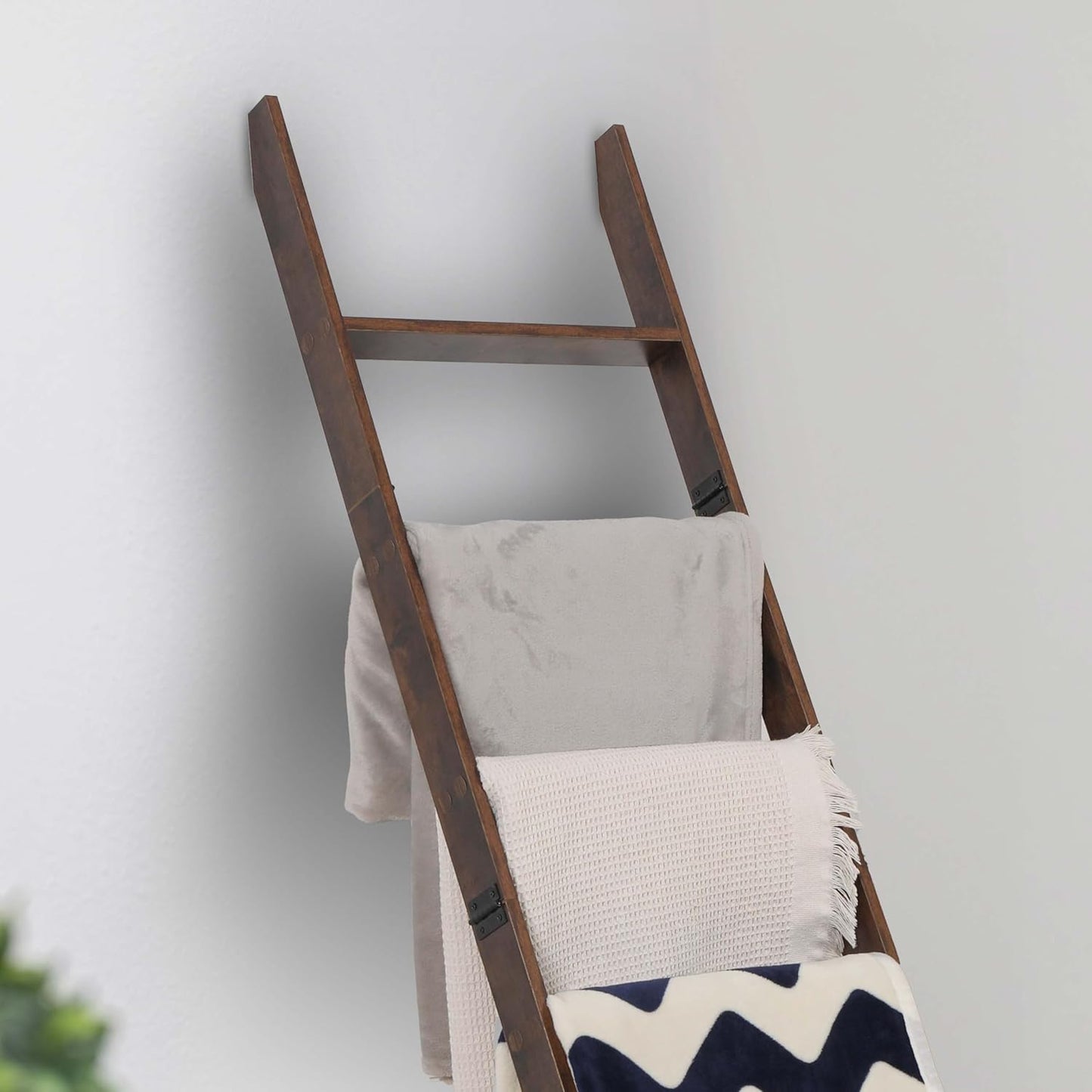 Blanket Ladder for Living Room and Bedroom, 5ft 8 inch, 6-Tier Wall Leaning Laminate Snag Free Construction (White) Rustic Decorative Farmhouse Blanket Storage, Quilt Rack, Ladder Shelf, Easy Assembly