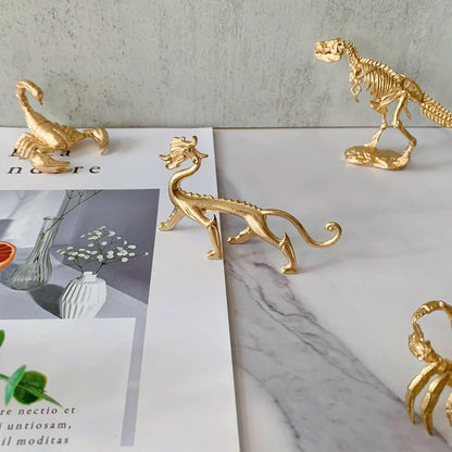 Gold Butterfly Sculpture Solid Metal Insect Ornament Mini Butterfly Figurine for Home Office Garden Desktop Decor