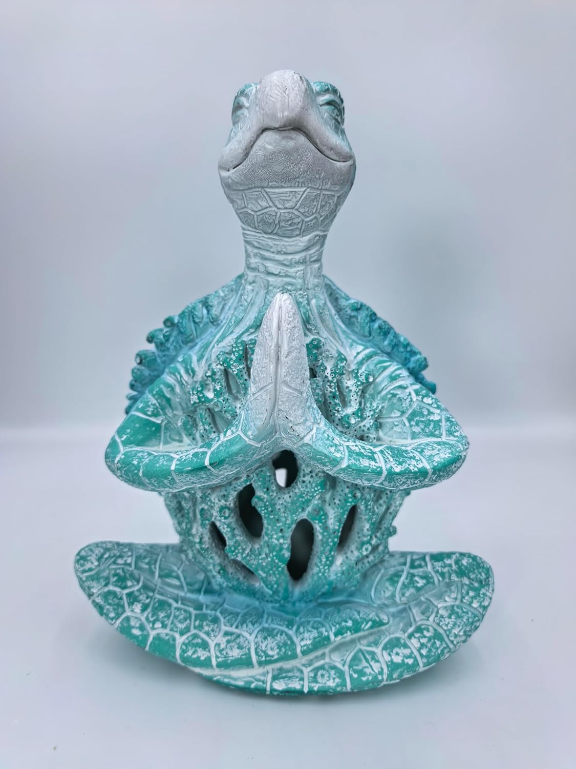 VVGIFTS Sea Turtle Meditation Yoga Decor, Garden Figurine Sea Turtle Meditating Coastal Beach Decorations, Zen Yoga Resin Statue for Home Office Decorations (Put the Palm Separate)