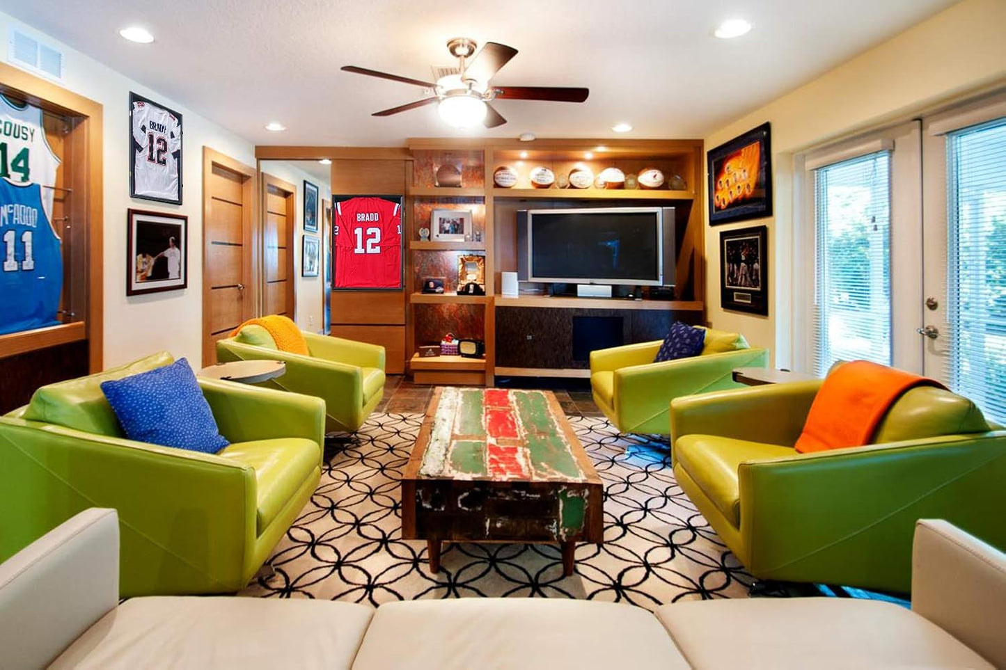 Large Lockable Jersey Frame Display Case Wall Mount, T-Shirt Shadow Box with Clear UV-Protective Acrylic, Hangers Linen Backing for Football, Basketball, Baseball