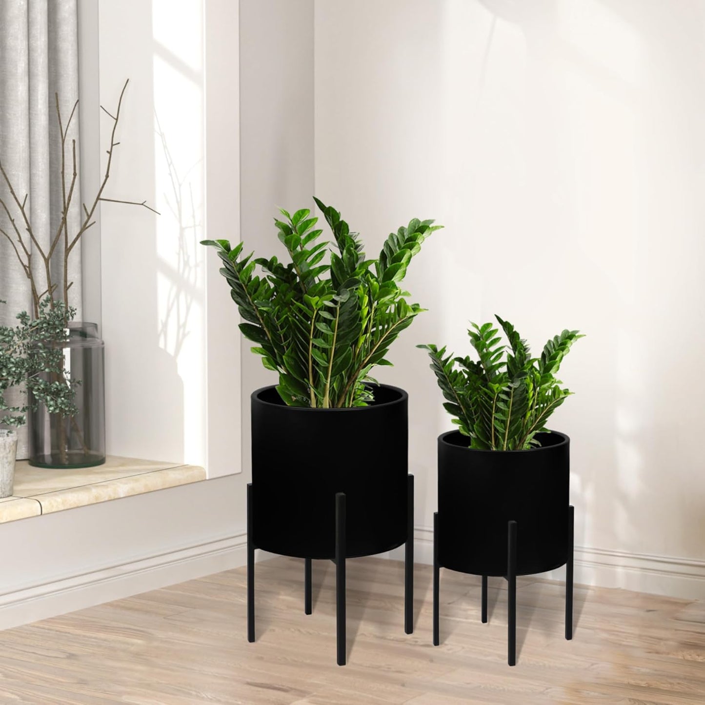 ARNIS Modern Plant Pots, Set of 2 Large Planters with Stand, Decorative Planters, Metal Pots with Drainage Holes for Living Room, Office, Garden or Balcony, 8.25 &10.5 Inch, Dirt