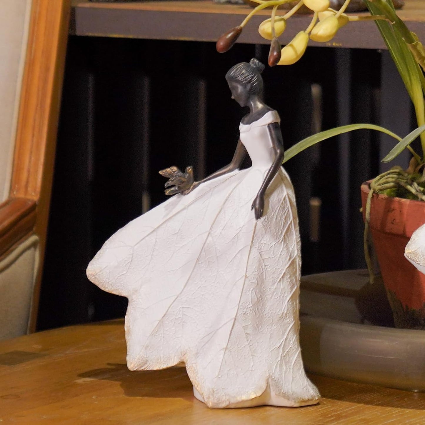 Guichifun Fairy Statue Collection Home Decoration - Leaf Angel Girls Resin Modern Table Decor for Living Room Office Sculpture Decor for Women Indoor Rustic Figurines Gift 5 x 3 x 7.5 Inch
