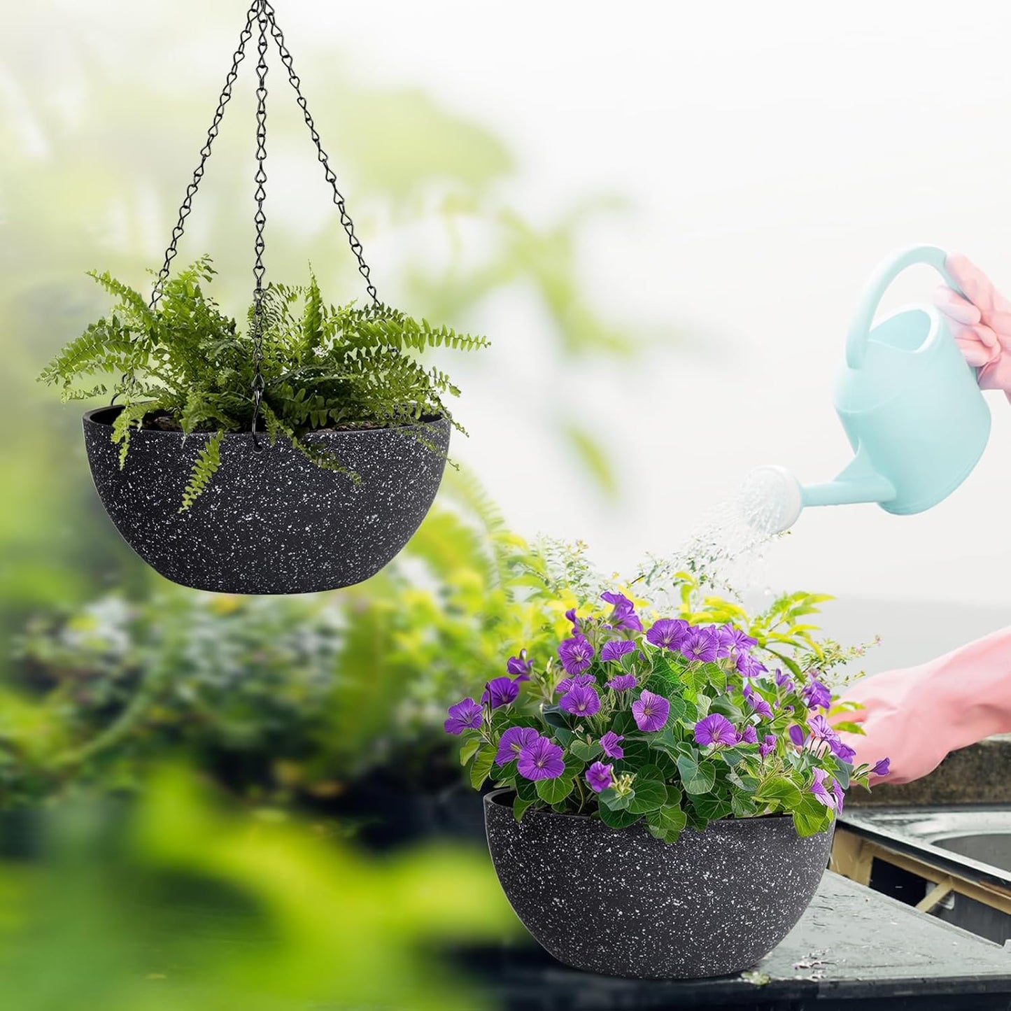 WSMKSZ 10 inch Hanging Planters for Outdoor Indoor Plants with Drainage Holes and Chain, 2 Pack Round Hanging Flower Pots for Garden Home Porch Decor, Black