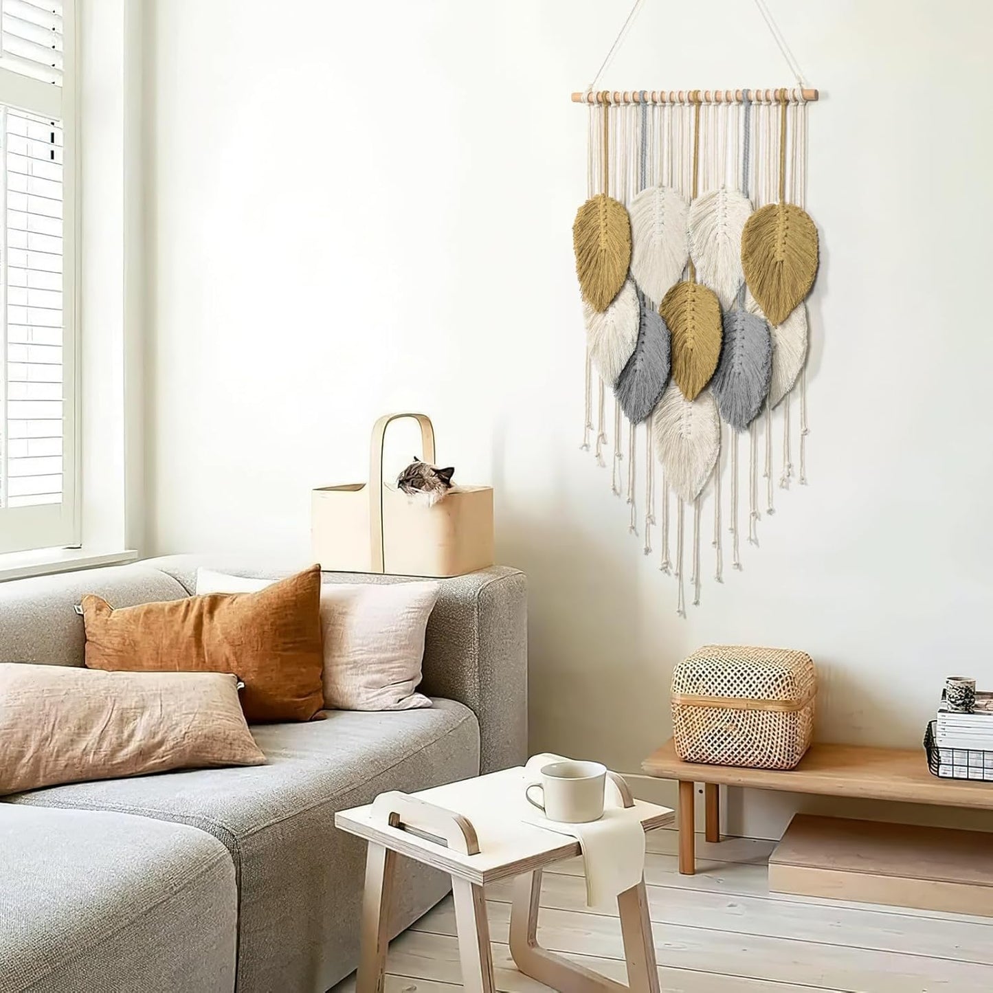LOMOHOO Macrame Wall Hanging Boho Beige Leaves Tapestry Bohemian Handmade Woven Wall Art Decoration for Bedroom Living Room Apartment Dorm Gallery Perfect Handmade Gift Ideas